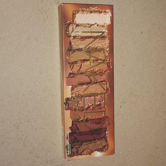 Naked urban decay Heat eyeshadow palette - Picture 1 of 5